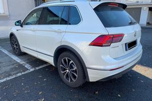 VW Tiguan R-Line 2.0 TDI 4Motion Tetto Panoramico