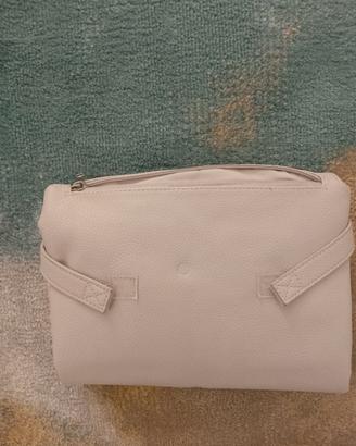 Fasciatoio portatile similpelle Mayoral