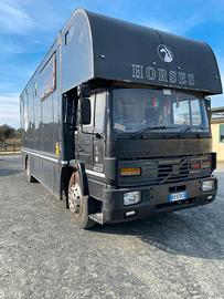 Van trasporto cavalli