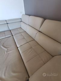 Divano letto angolare con puff