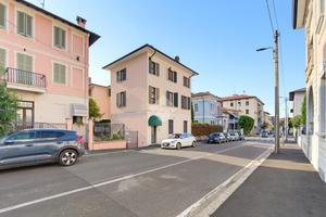 3 LOCALI A BRESCIA