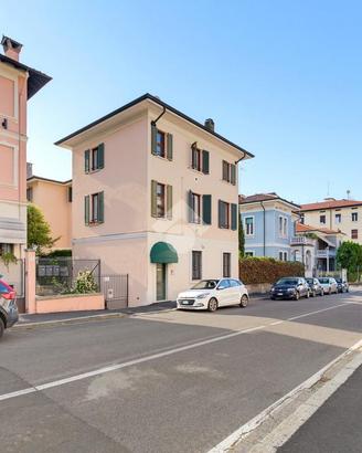 3 LOCALI A BRESCIA
