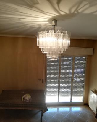 DUE LAMPADARI TRILOBI in cristallo di murano 