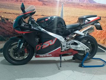 Aprilia RSV 1000