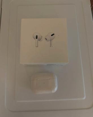 Apple AirPods Pro (Gen 1)