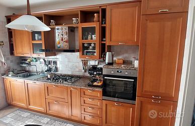 Cucina in ciliegio