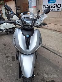 Piaggio Beverly 300 - 2022