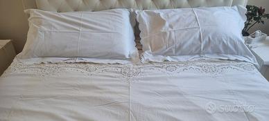 parure di lenzuola matrimoniali ricamate 