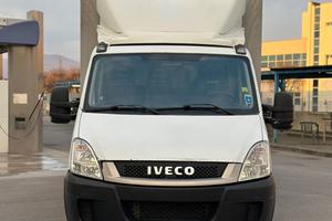 Iveco Dailly 35c17 motore rifatto con fattura
