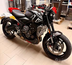Triumph trident 660