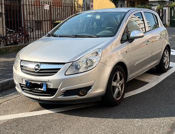 Opel Corsa 1.3 CDTI Turbo Diesel 2006 neopatentati