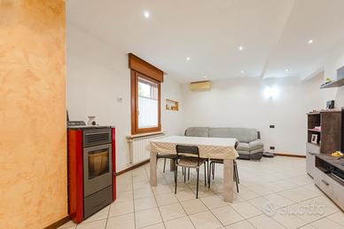 MARGHERA Porzione con scoperto privato H400