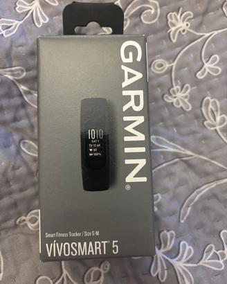 Garmin vívosmart 5 ( colore nero o bianco)