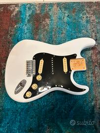 Body chitarra elettrica - forma Stratocaster