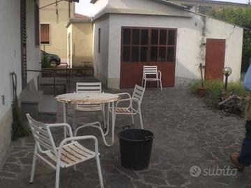 Casa indipendente di 110 m² con più di 5 locali e 