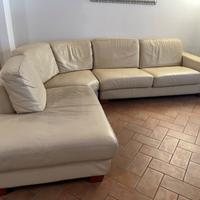 Divano 4 posti con chaise-longue