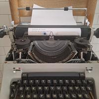 Macchina da scrivere Facit anni 70