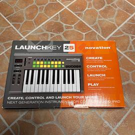 Tastiera  midi Novation launchkey 25