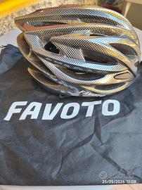 casco bicicletta 