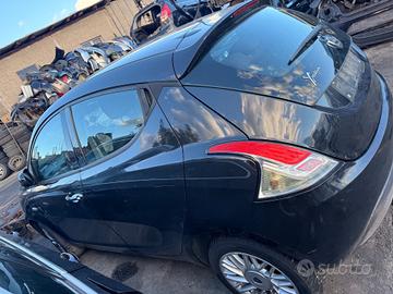 LANCIA YPSILON RICAMBI USATI