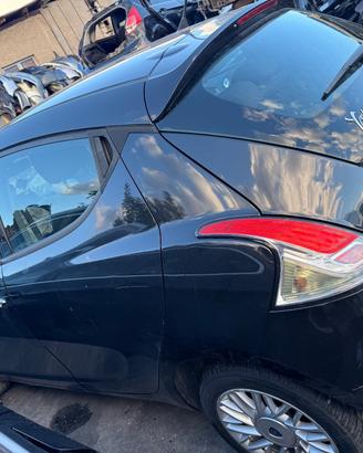 LANCIA YPSILON RICAMBI USATI