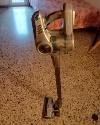 aspirapolvere hoover