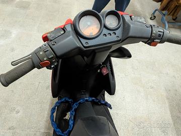 Scooter Yamaha Max Aerox 50