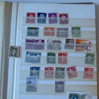 album vintage di francobolli anni ’70 circa.