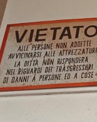 cartello  per officina