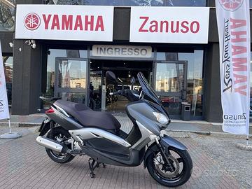 Yamaha X-Max 250