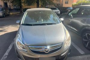 Opel corsa 2012