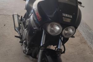 Yamaha TDM 850