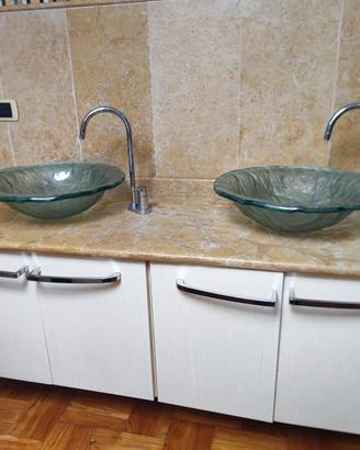 Mobile bagno doppio marmo con lavabi in cristallo