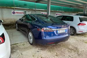 TESLA 100