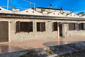 ANCHE A RISCATTO porzione di villetta con terreno