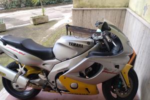 Yamaha 600