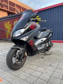 Yamaha T Max - 2002