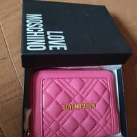 PORTAFOGLIO FUXIA LOVE MOSCHINO