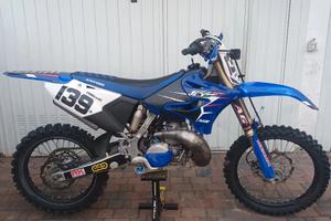 yamaha 250 2t 