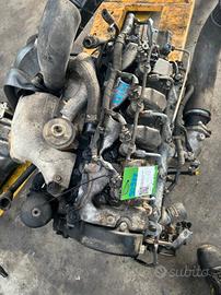 D4EA 82.5 KW HYUNDAI SANTA FÉ «I» (2001) Motore Co