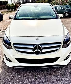 Mercedes Classe B 180 d Automatica Navi