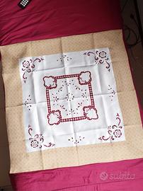 Centrino nuovo quadrato, elegante 