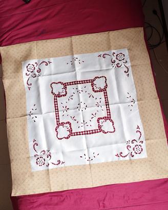 Centrino nuovo quadrato, elegante 