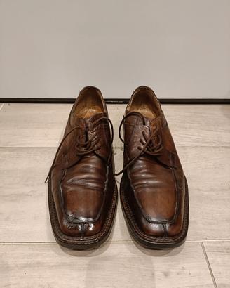 scarpe uomo numero 43