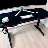 Scrivania Trust Gaming GXT Imperius 140 x 66 cm