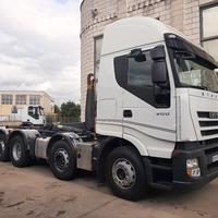 IVECO AS 260S50 Y/PS 8x2 con gancio scarrabile