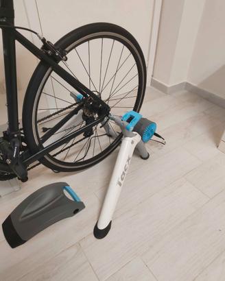 Rullo interattivo Tacx Flow Smart T2240