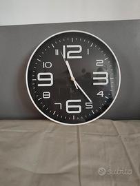 orologio da parete diametro 20cm.