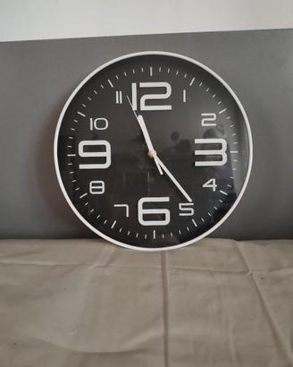 orologio da parete diametro 20cm.