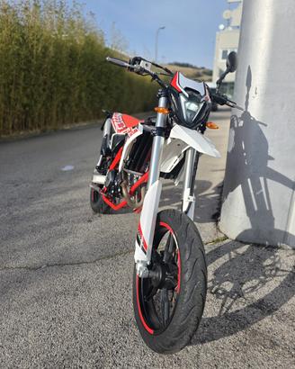 Beta RR Motard 125 R